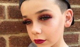 吃瓜网红男博主视频,网红男博主吃瓜视频幕后故事大曝光