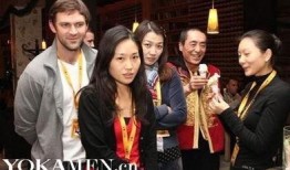 谁爆料张艺谋老婆了呢视频,揭秘娱乐圈新恋情